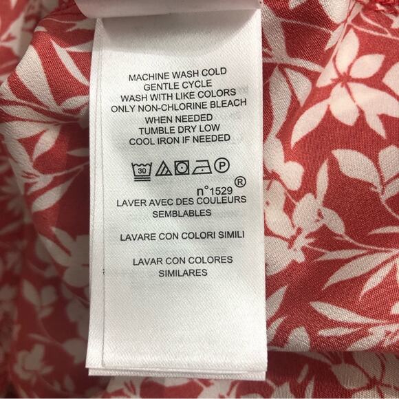 Lauren Ralph Lauren Crepe Flutter Sleeve Floral Button Front Top Medium EUC - Picture 7 of 9